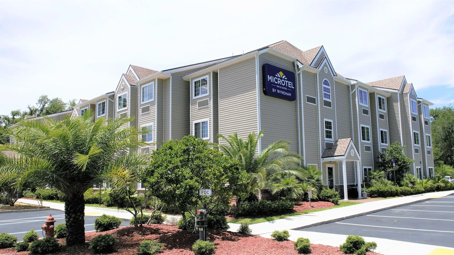 Where to Stay in North Jacksonville: 8 Best Airport Hotels