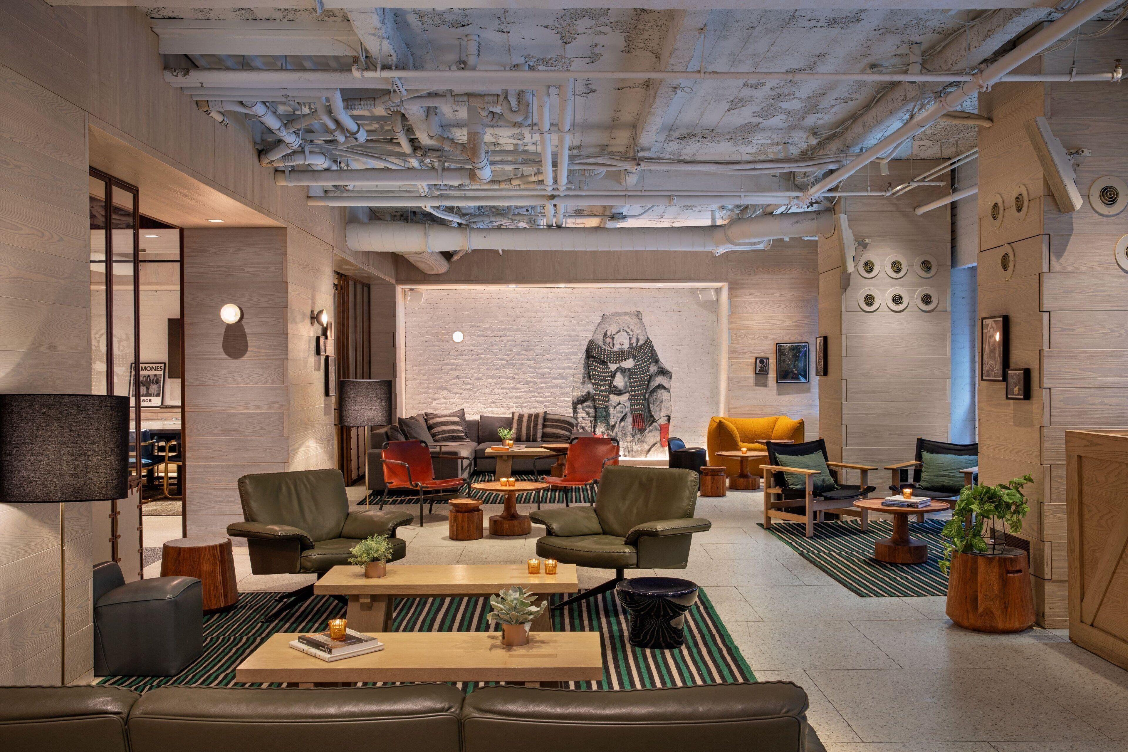 Where to Stay as a Couple: 4 Romantic Hotels in Times Square